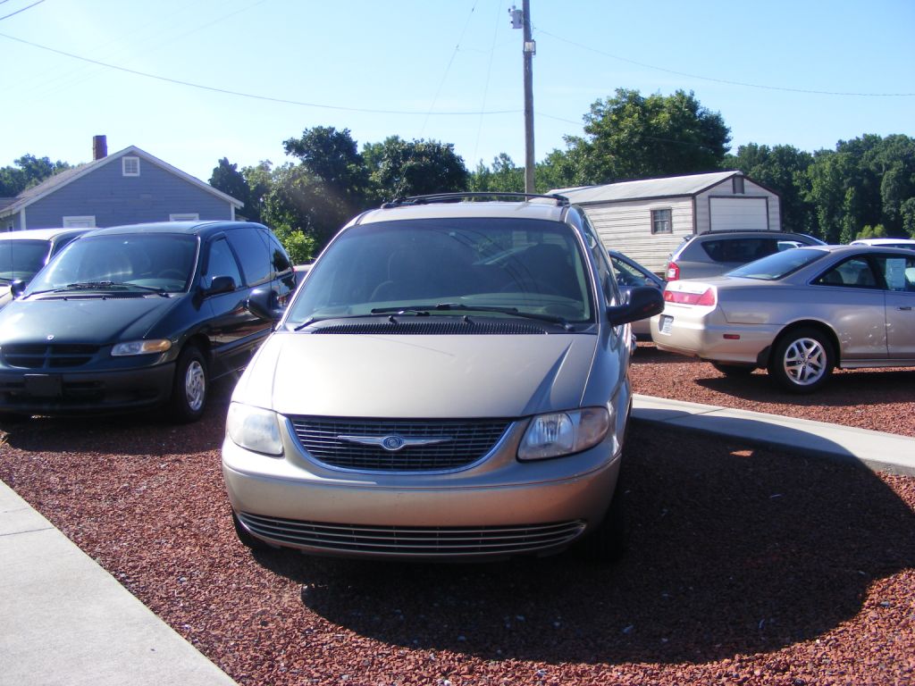 2002 Chrysler Town and Country VIN Number Search